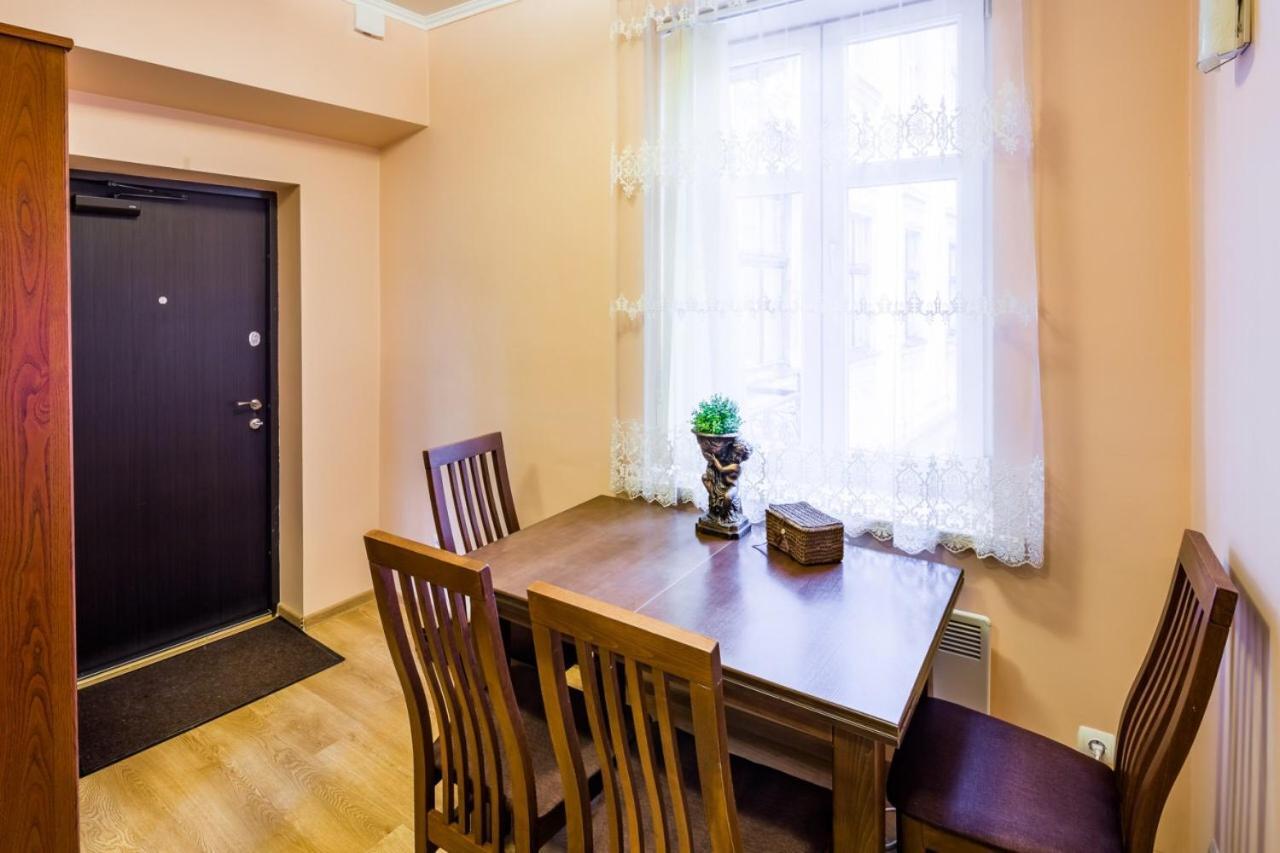 Romari Лесі Українки Apartment Lviv Exterior photo