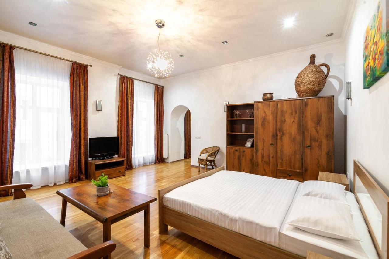 Romari Лесі Українки Apartment Lviv Exterior photo