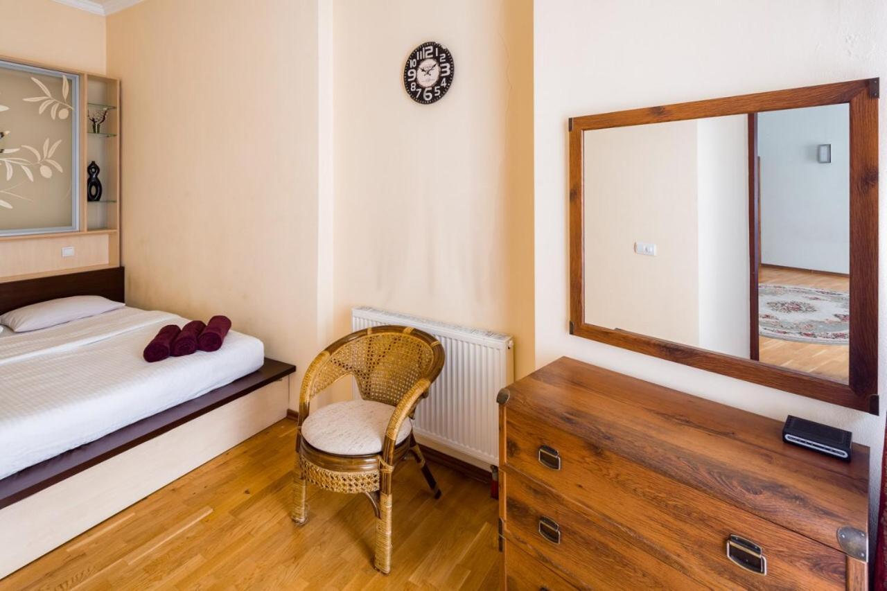 Romari Лесі Українки Apartment Lviv Exterior photo